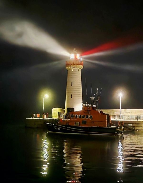 Donaghadee Lighthouse by Ian Bellerby
