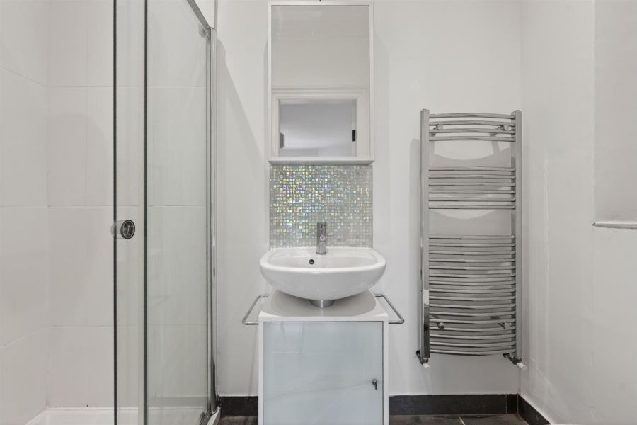 9 Finaghy Park North