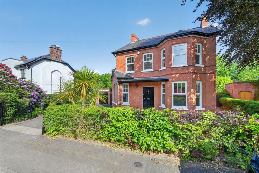 9 Finaghy Park North
