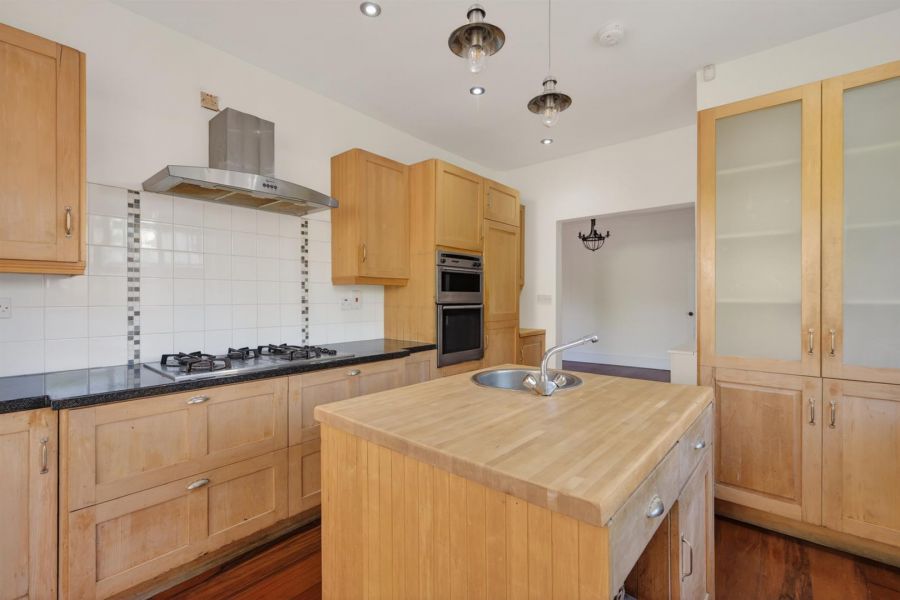 9 Finaghy Park North