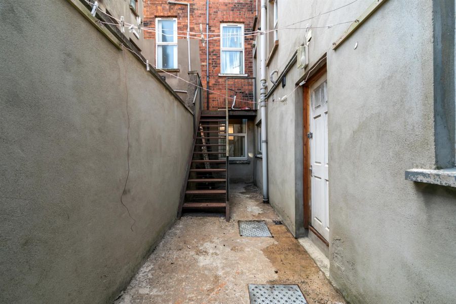 81 Wellesley Avenue