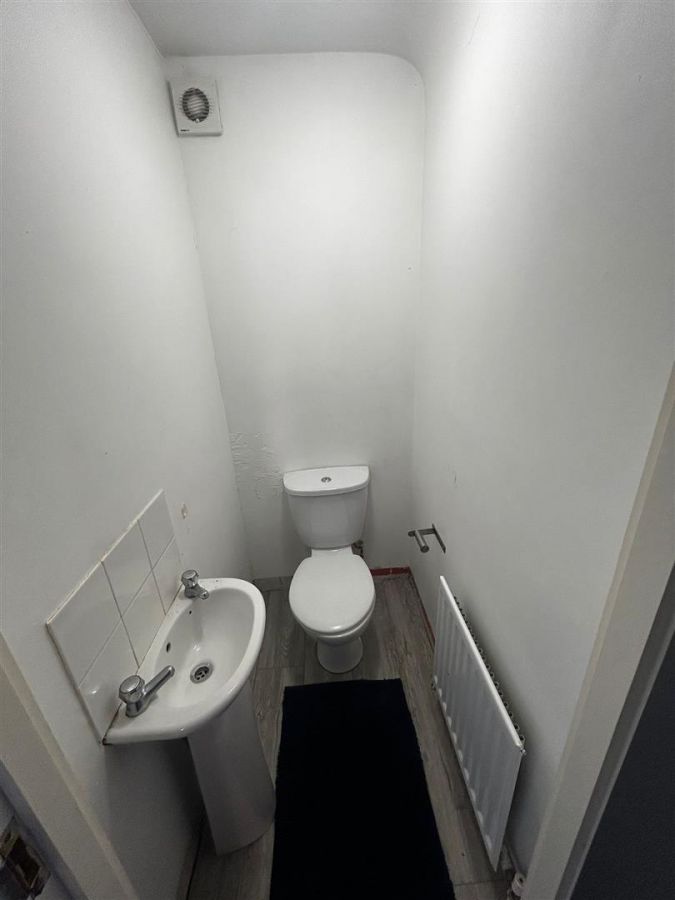 Flat 2, 102 Wellesley Avenue