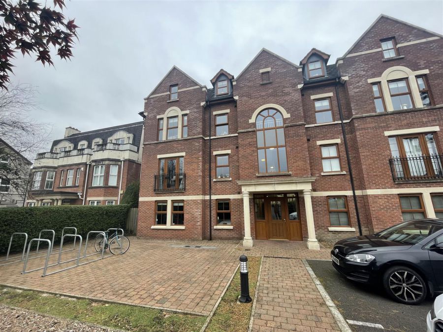 Apt 1 22 Upper Lisburn Road