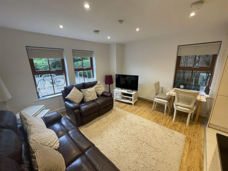 Balmoral Grange, Apt 1 22 Upper Lisburn Road