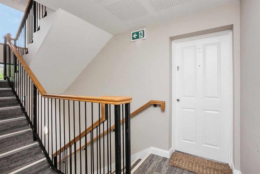 Apt 3, 1A Utility Street