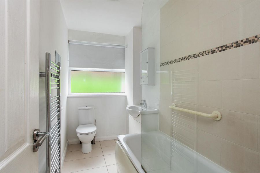 Apt 1 107 Marlborough Park South
