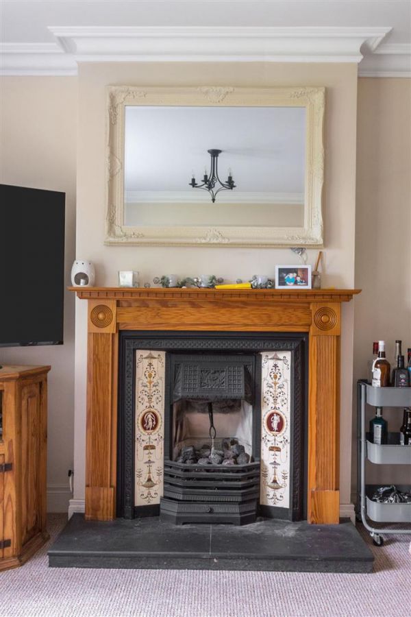 Apt 6, 48 Marlborough Park South