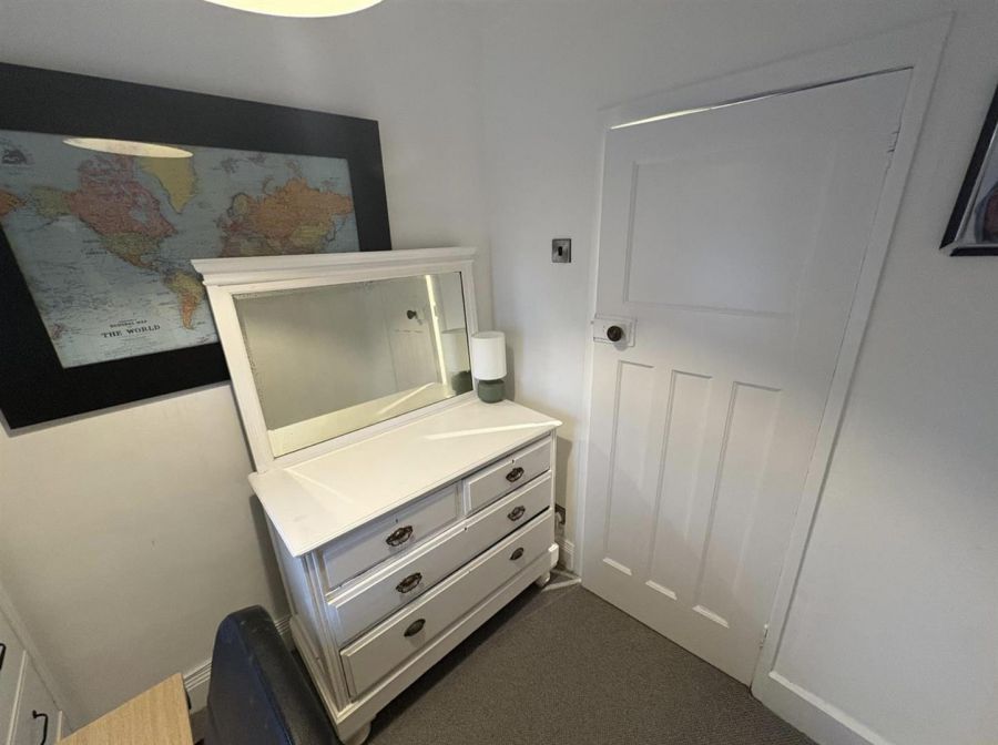 75 Upper Lisburn Road
