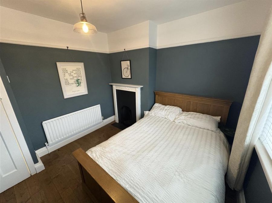 75 Upper Lisburn Road