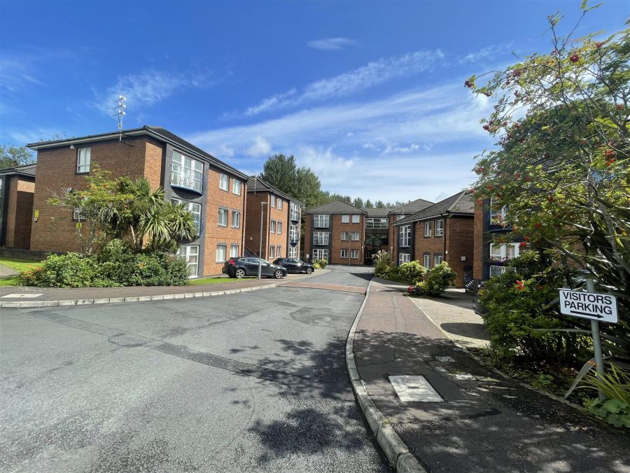 Apt 7 Glenburn Ford,Dunmurry, Belfast, BT17 9BF