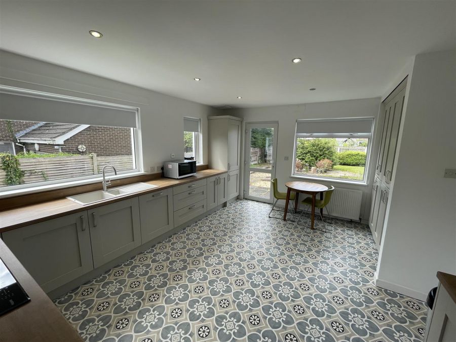 47 Newforge Lane