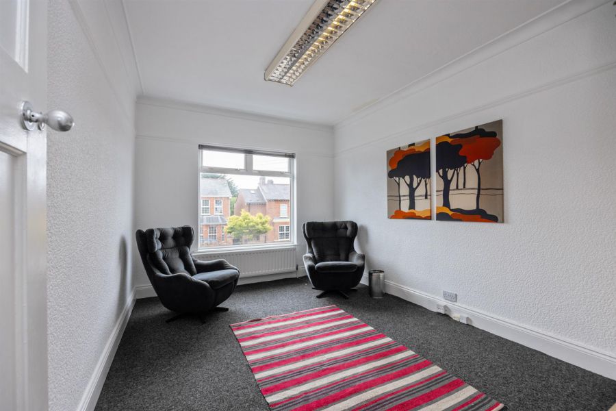 77 Upper Lisburn Road
