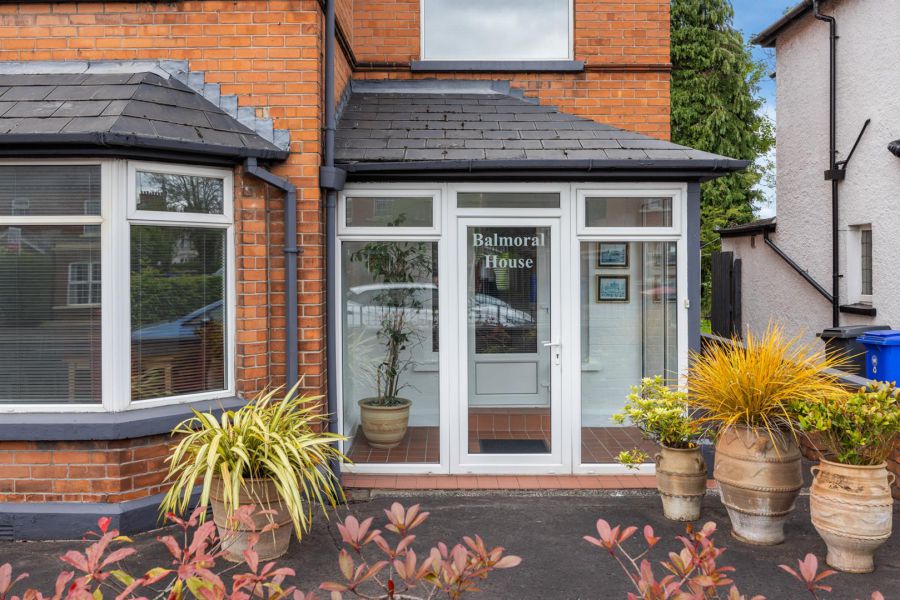 77 Upper Lisburn Road