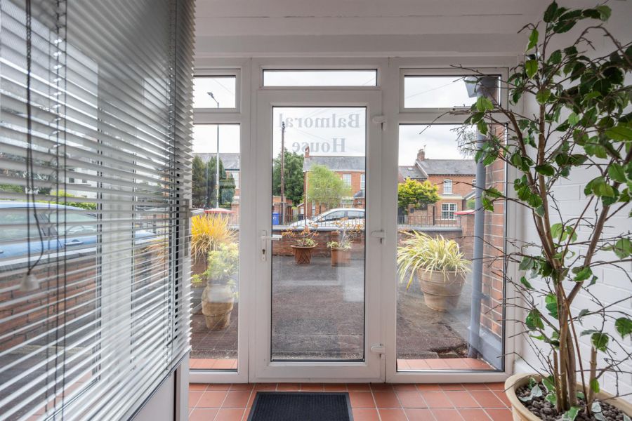 77 Upper Lisburn Road