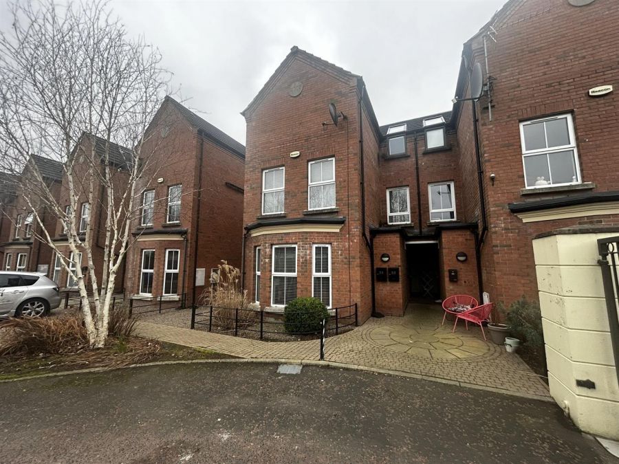 24 Richmond Park,finaghy, belfast, BT10 0HB