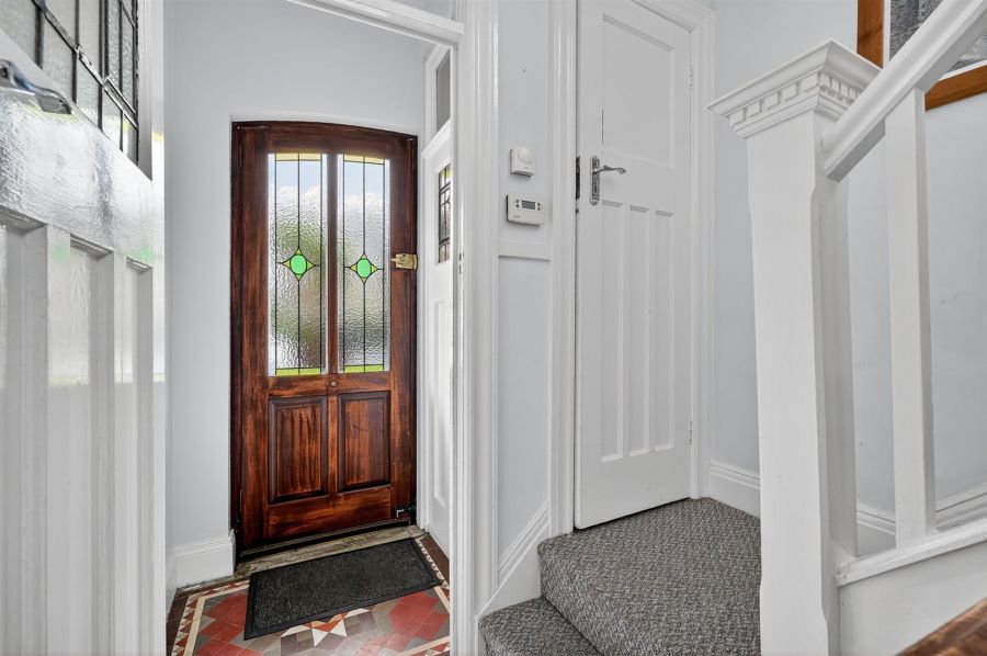 65 Diamond Gardens