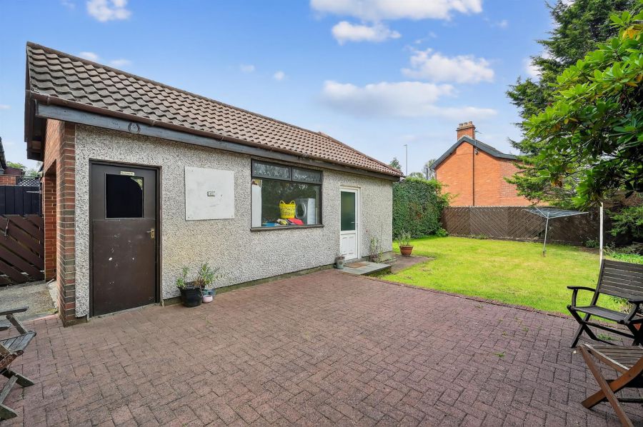 65 Diamond Gardens