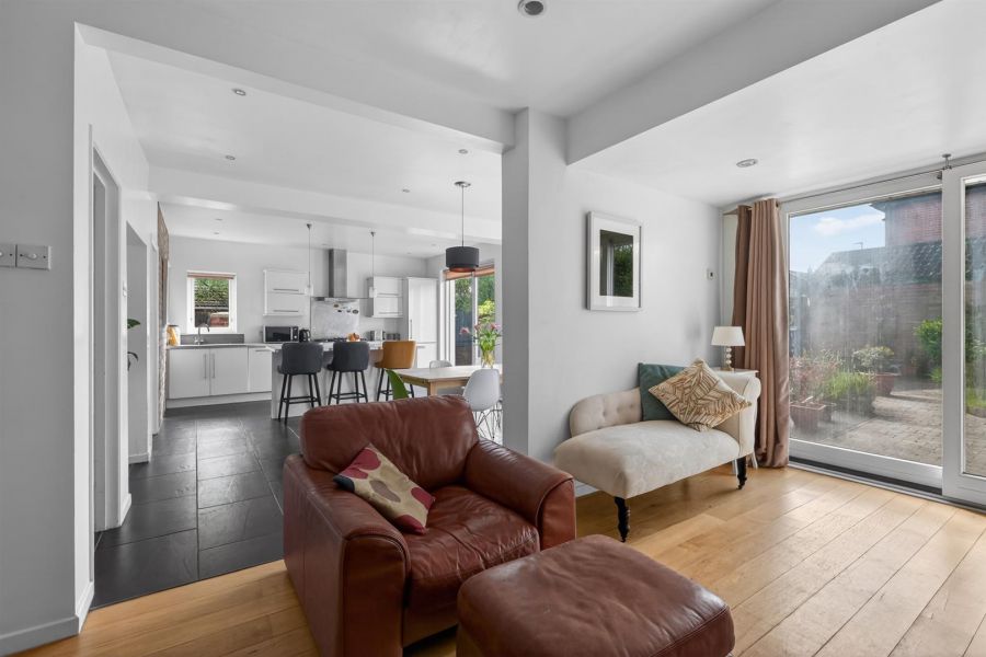 31 Cricklewood Park