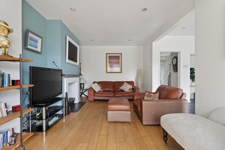 31 Cricklewood Park