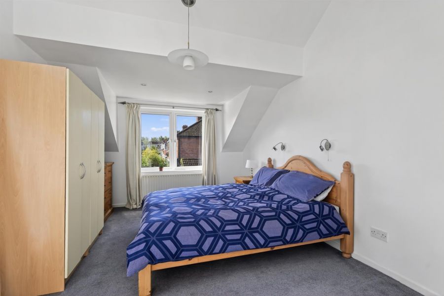 31 Cricklewood Park