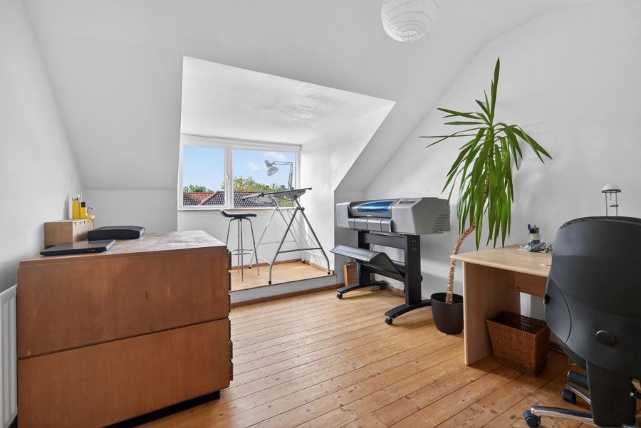 31 Cricklewood Park