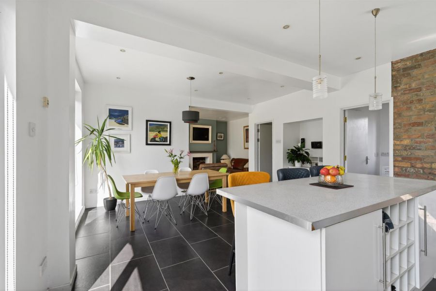 31 Cricklewood Park