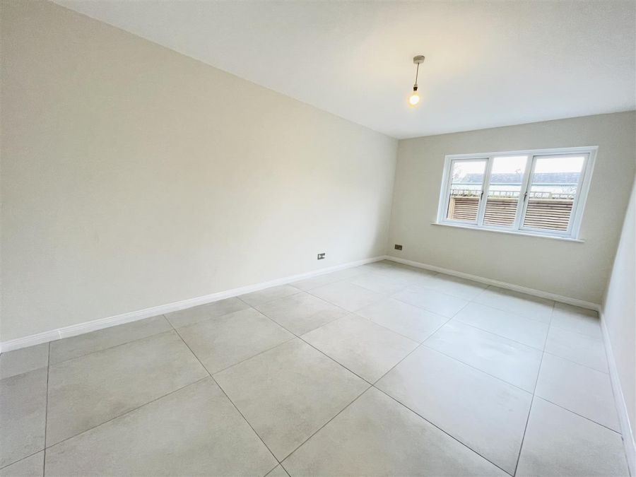 Apt 7 Ceara Court, Windsor Avenue