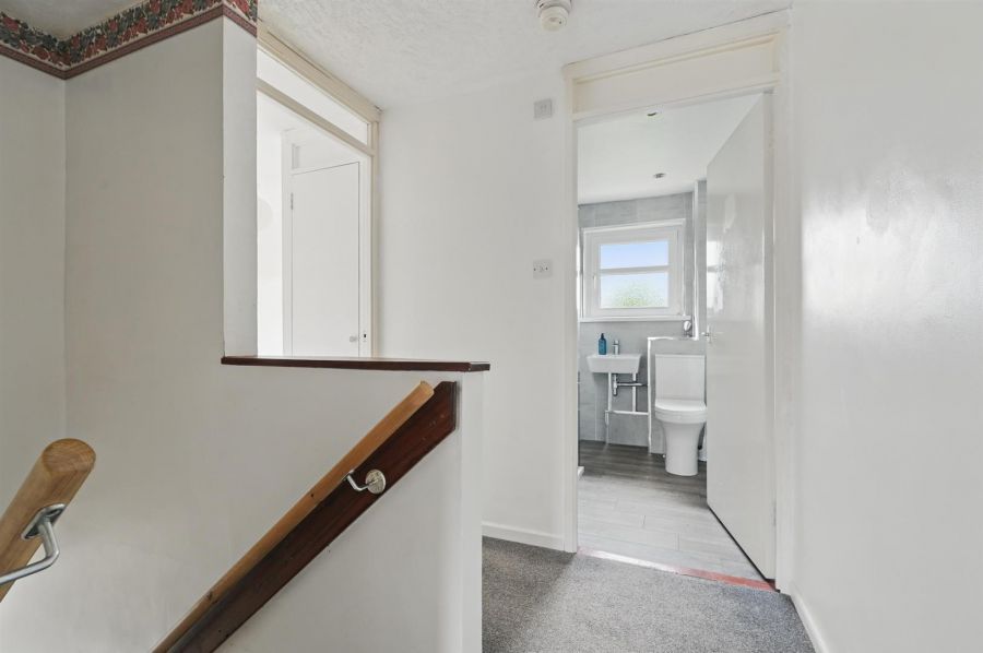 45 Findon Gardens