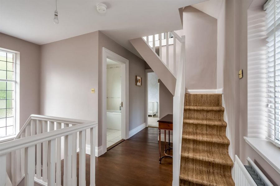 44 Mount Eden Park