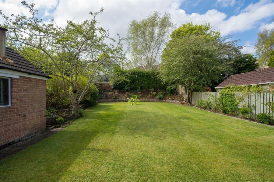 44 Mount Eden Park