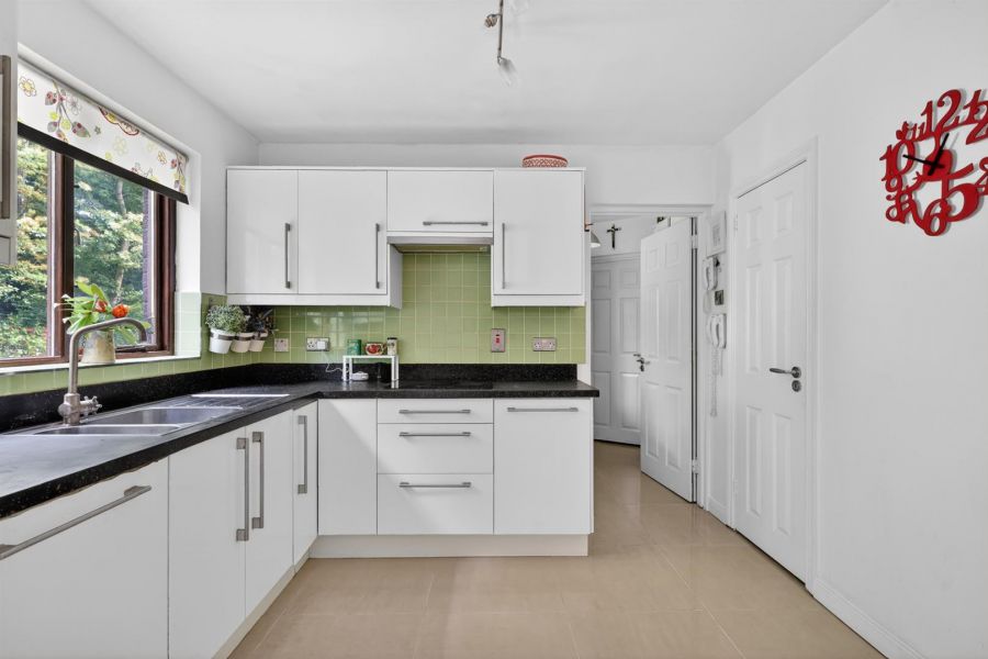 4 Richmond Mews