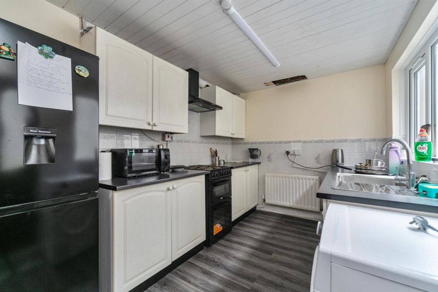 100 Donnybrook Street