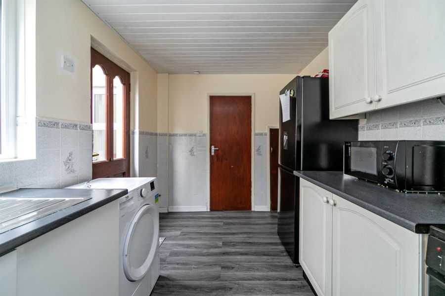 100 Donnybrook Street