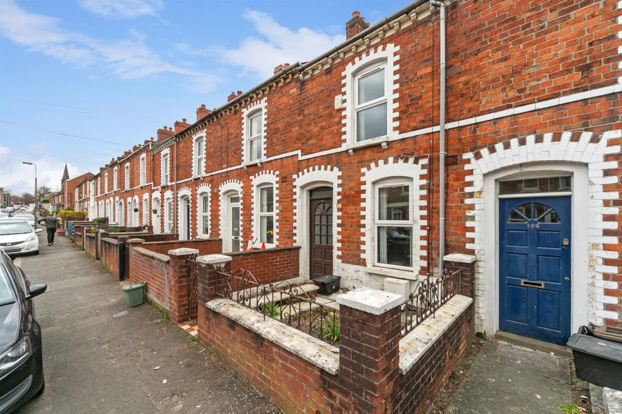 100 Donnybrook Street