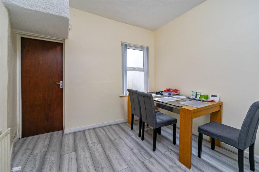 100 Donnybrook Street