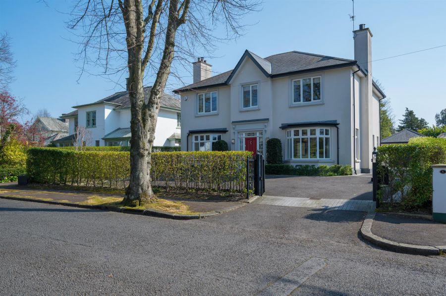 4 Shrewsbury Park