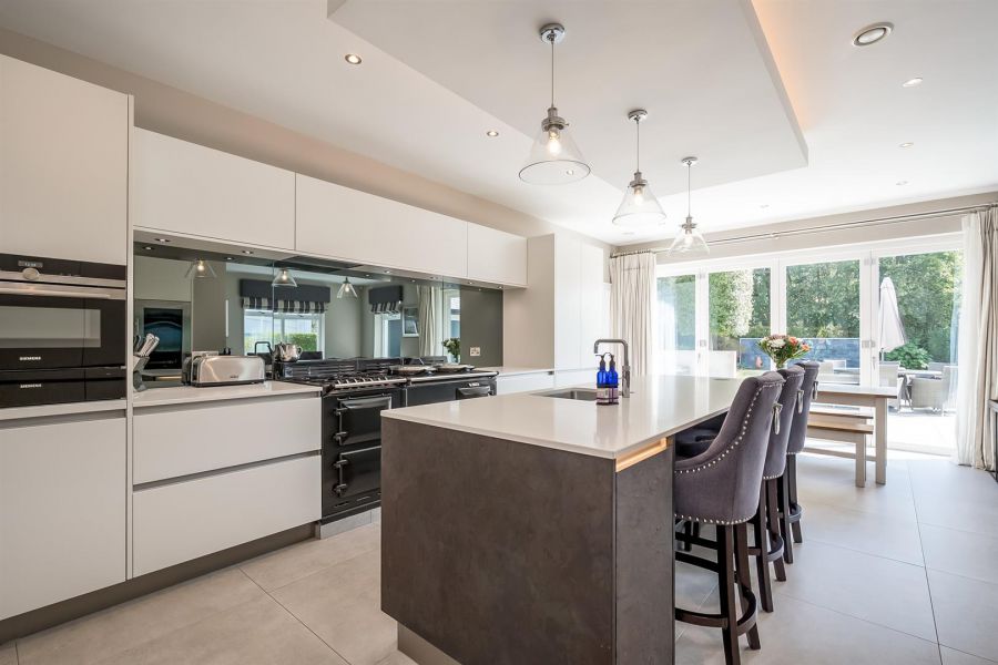 4 Shrewsbury Park