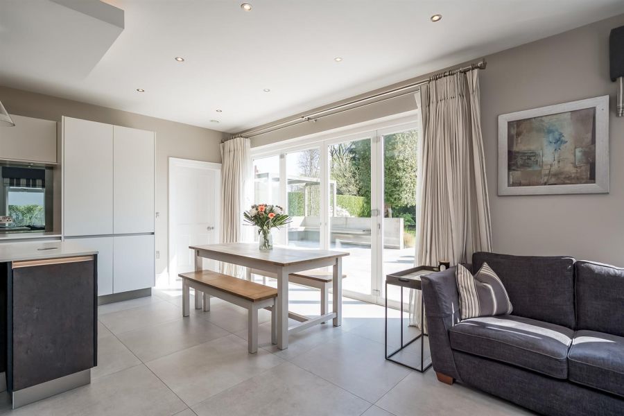 4 Shrewsbury Park