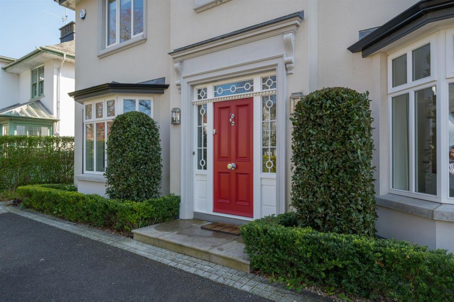 4 Shrewsbury Park