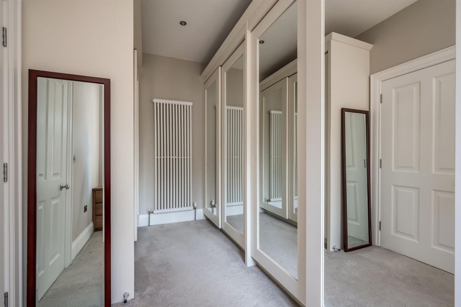 4 Shrewsbury Park