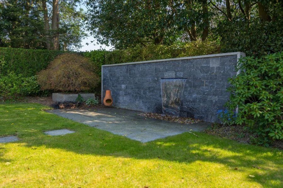 4 Shrewsbury Park