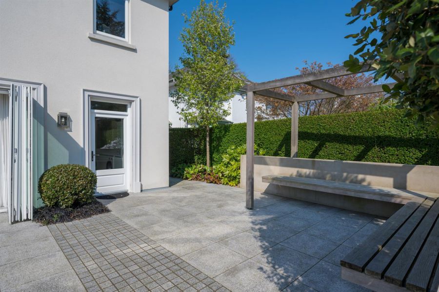 4 Shrewsbury Park