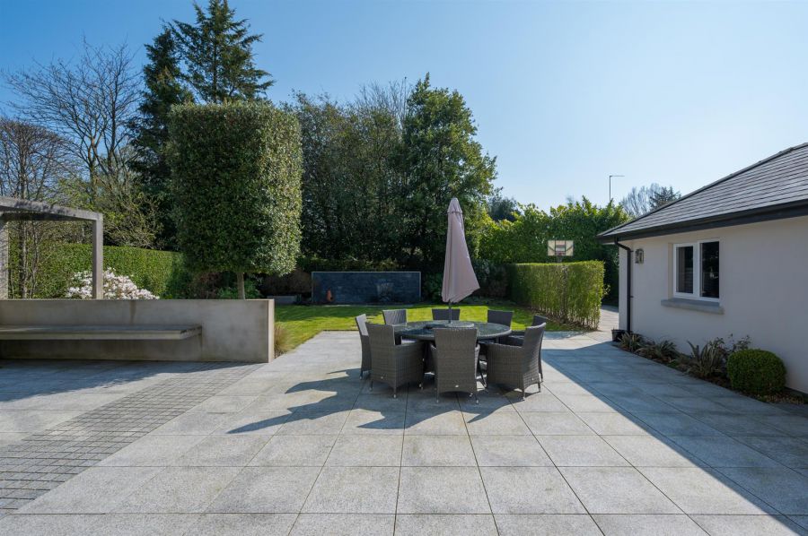 4 Shrewsbury Park