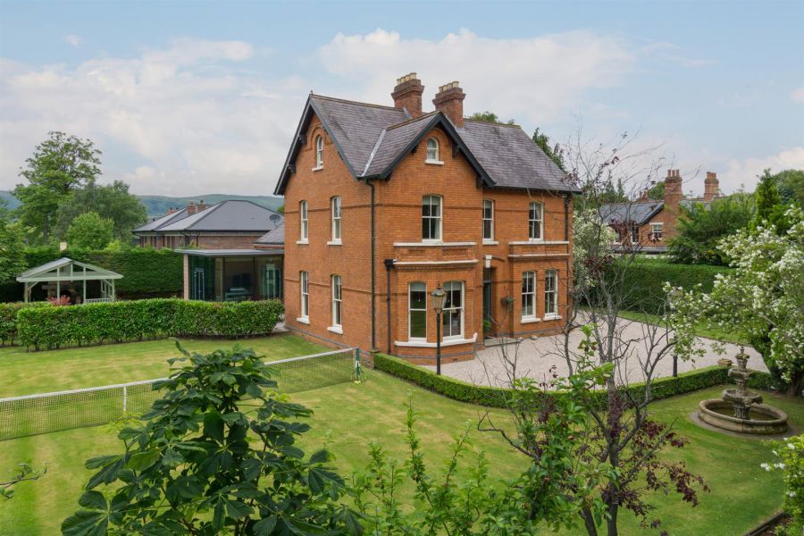 3 Malone Park Central