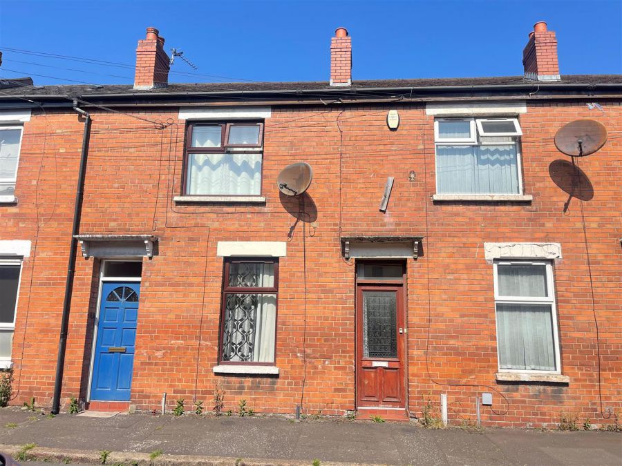 5 Lecale Street,donegall road, belfast, BT12 6JD