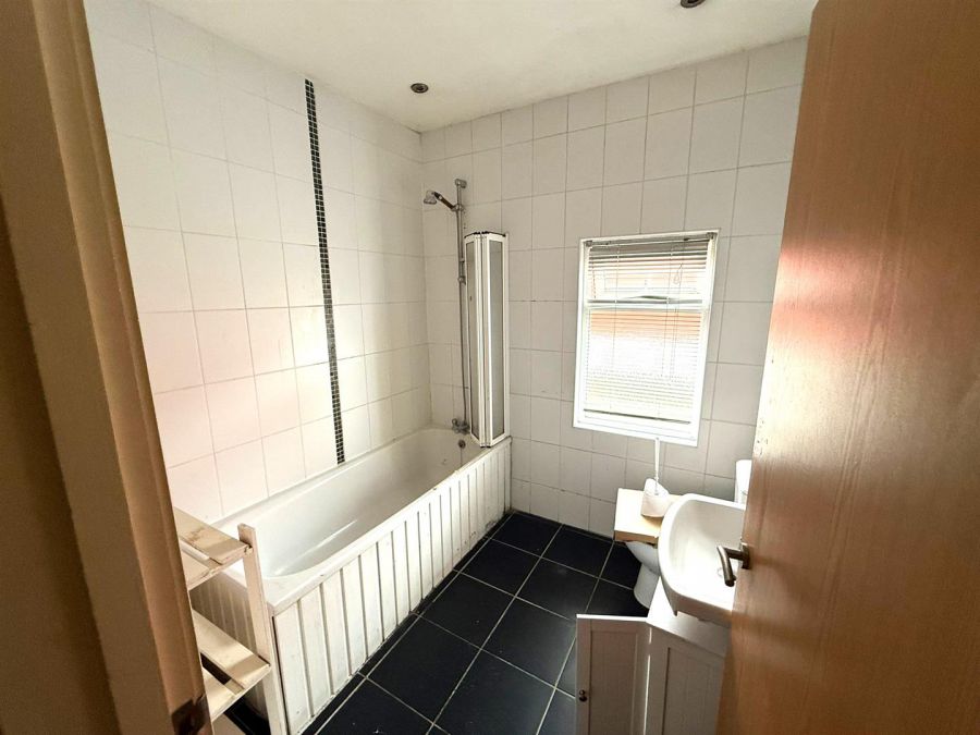 5 Lecale Street