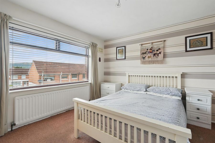 24 Erinvale Park