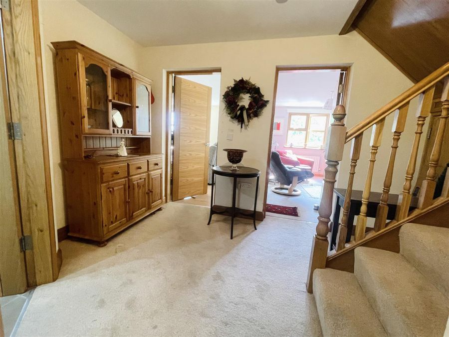 Apt 9, 230 Malone Road