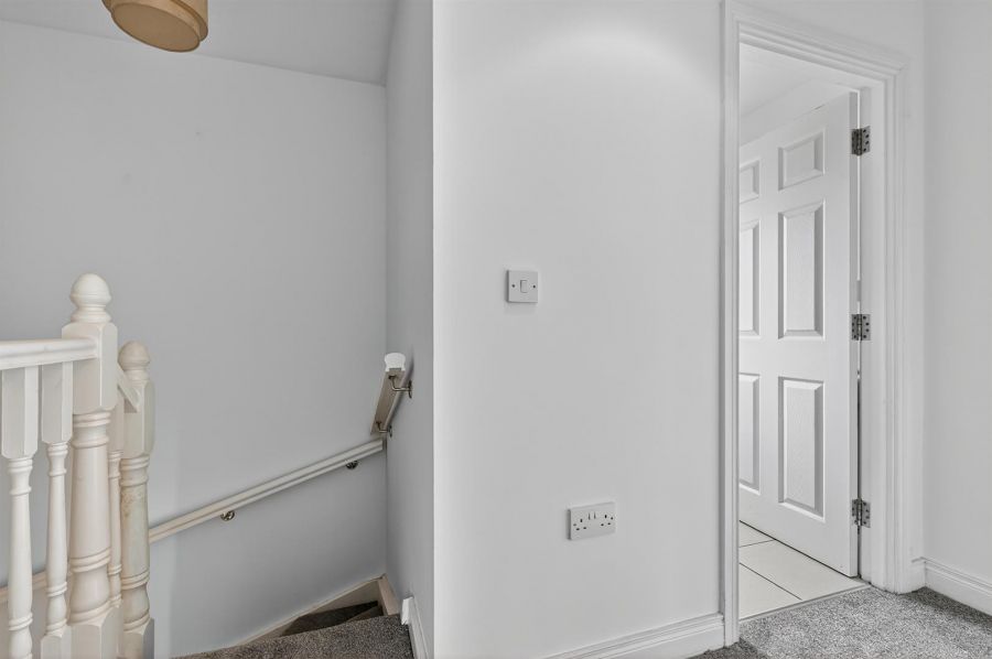 Apt 11 Tivoli Court, 142 Upper Lisburn Road