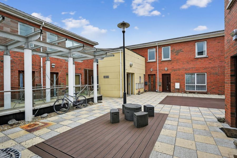 Apt 11 Tivoli Court, 142 Upper Lisburn Road